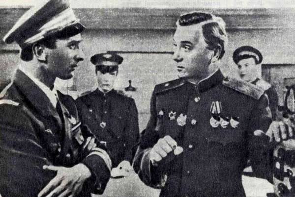 Кадр из фильма Освобождение фильм 3-й Направление главного удара Генерал-майор Захаров Кадр из фильма Освобождение фильм 3-й Направление главного удара Генерал-майор Захаров