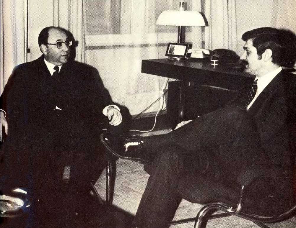 Alex S. Yankovich is talking with Werner Palitsch, a customer from the FRG, in his Moscow office