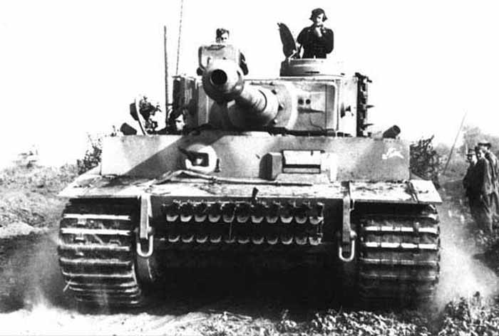 одна из модификаций танка Тигр Т-4 одна из модификаций танка Тигр Т-4