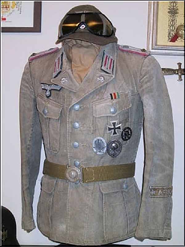 Китель офицера-танкиста&nbsp;Oberleutnant