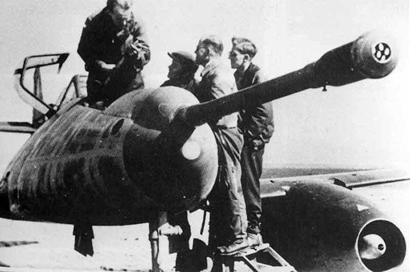 ME-262A с пушкой MK 114